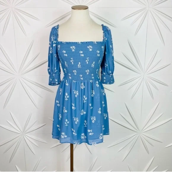 Reformation Elle Dress  In Light Blue ✨NWT✨ - Picture 6 of 12